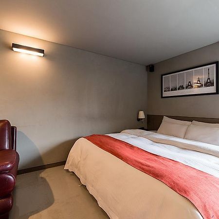Tara Hotel Сеул Екстер'єр фото