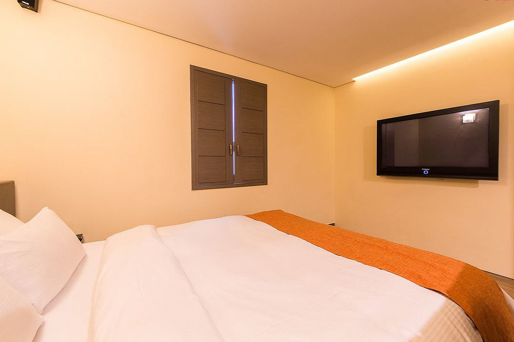 Tara Hotel Сеул Екстер'єр фото