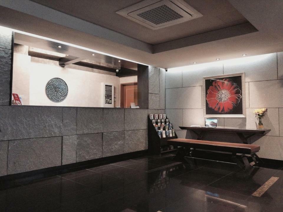 Tara Hotel Сеул Екстер'єр фото